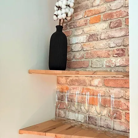 King Kong In New York Style Apartament Noisy-le-Grand